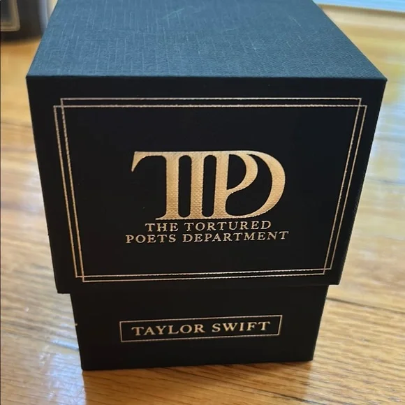 - Taylor Swift- The Tortured Poet's Department candle***read description - Picture 4 of 6